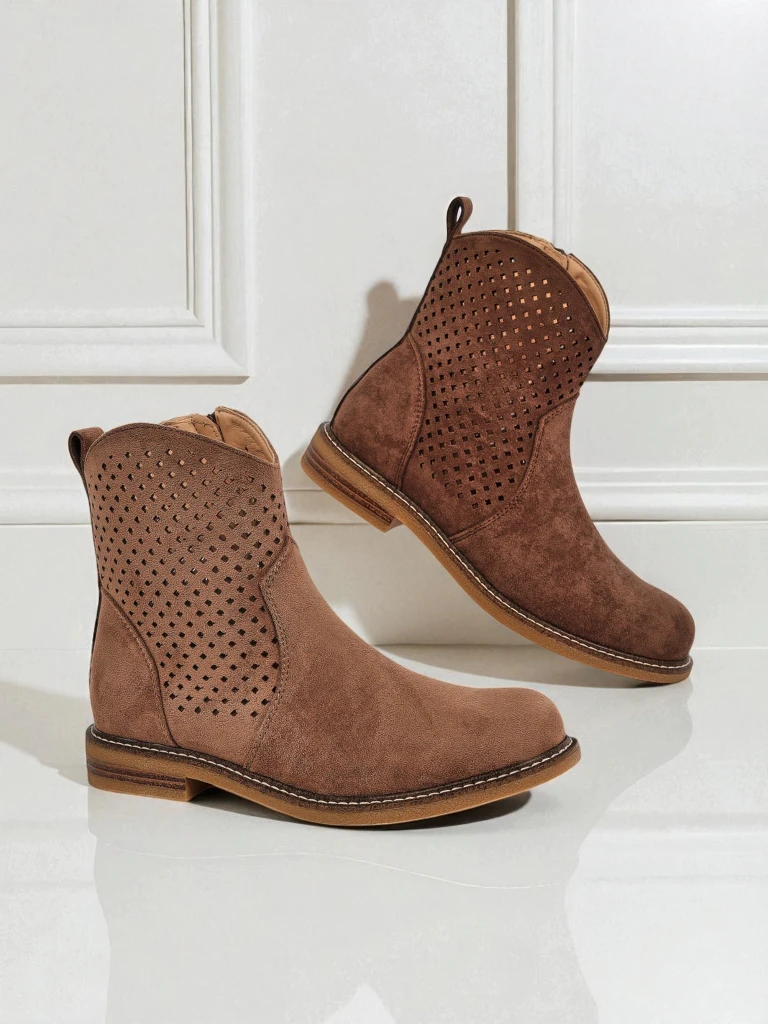 Royalfashion Дамски ажурни боти Toffas