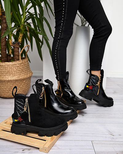 Дамски черни лачени боти Osallu - Обувки