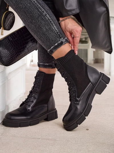 Дамски равни глезенки с отворено плетене Rowic