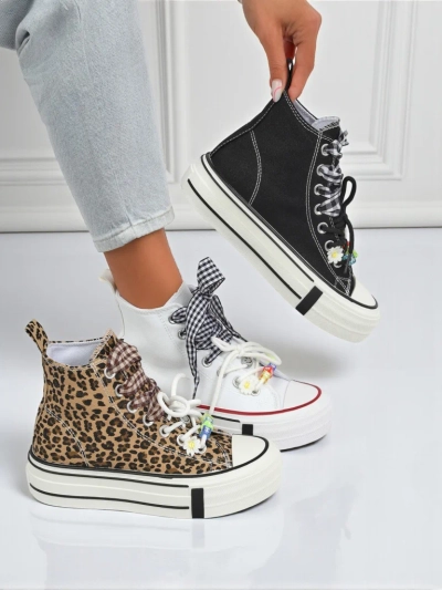 Дамски маратонки Callisto Черни платформи от плат с ретро акценти