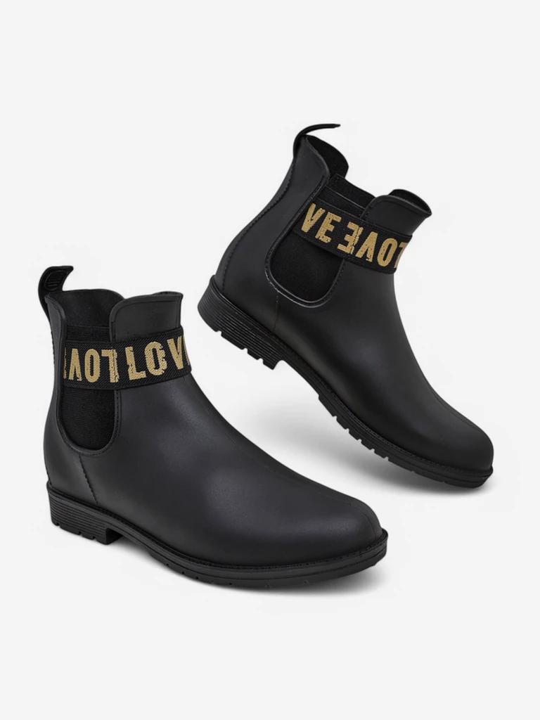 Дамски матови дъждовни ботуши Royalfashion с надпис Love Love