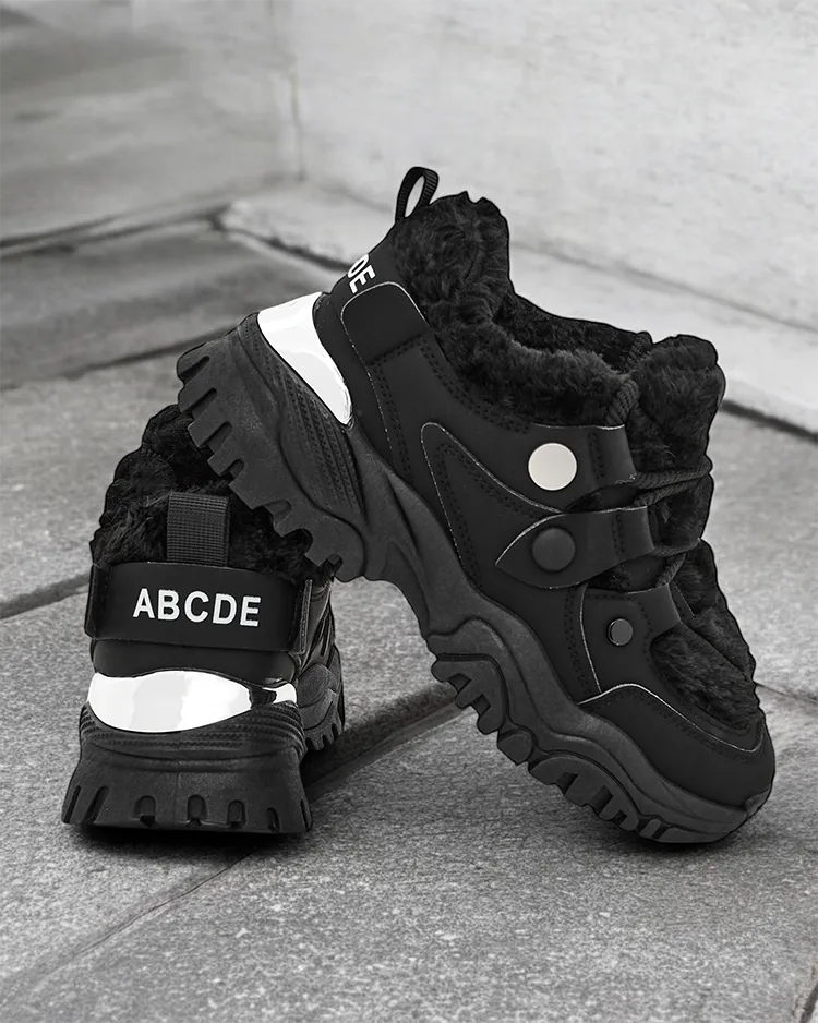 Дамски изолирани обувки на Royalfashion Poriomo