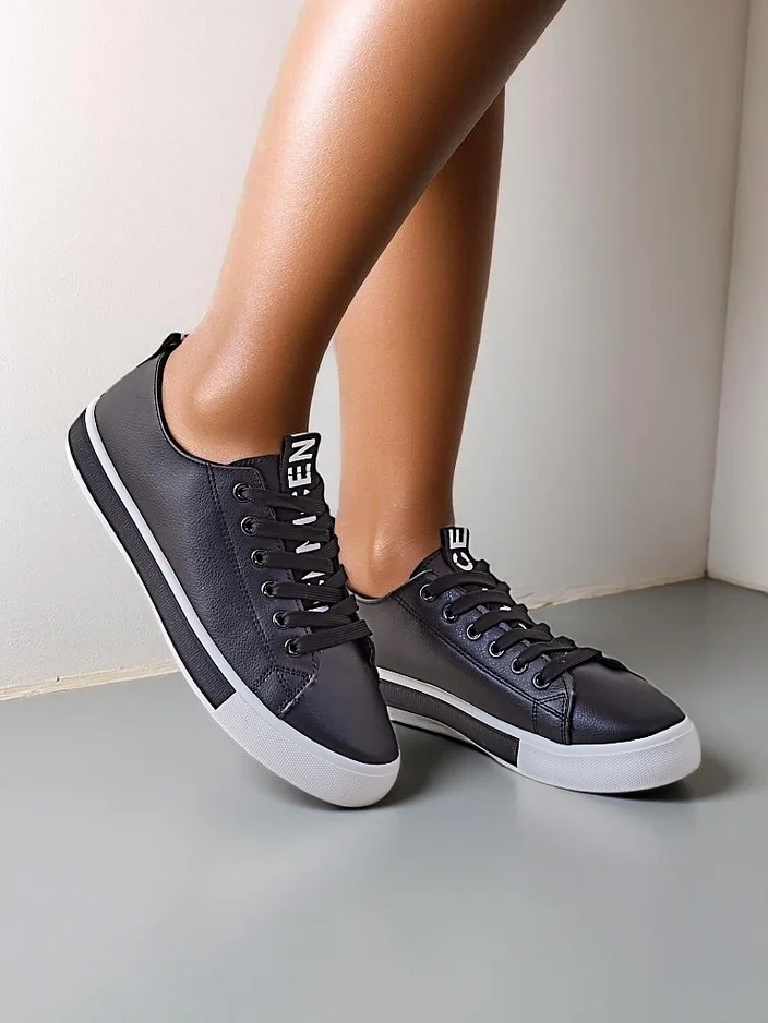 Кецове от екозаместителска кожа Royalfashion за жени Eccola