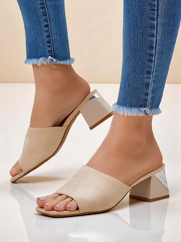 Дамски чехли Royalfashion с декоративни токчета Vollatie