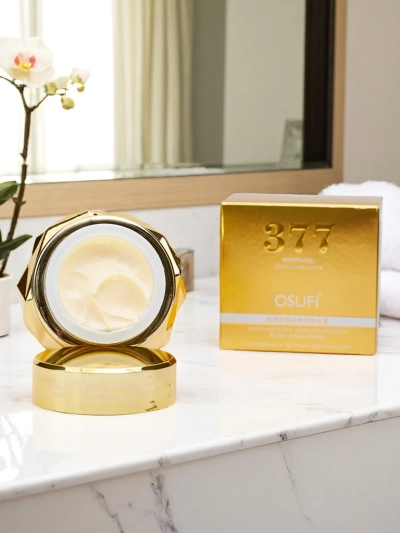 377 Изсветляващ крем за лице изравняващ тена на кожата