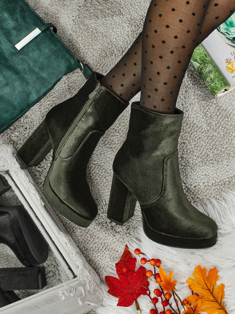 Дамски боти на ток, имитация на велур, Miss