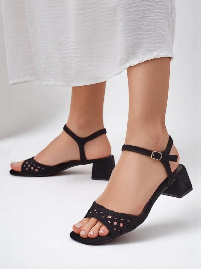 Сандали с перфорация Royalfashion за жени Azopi