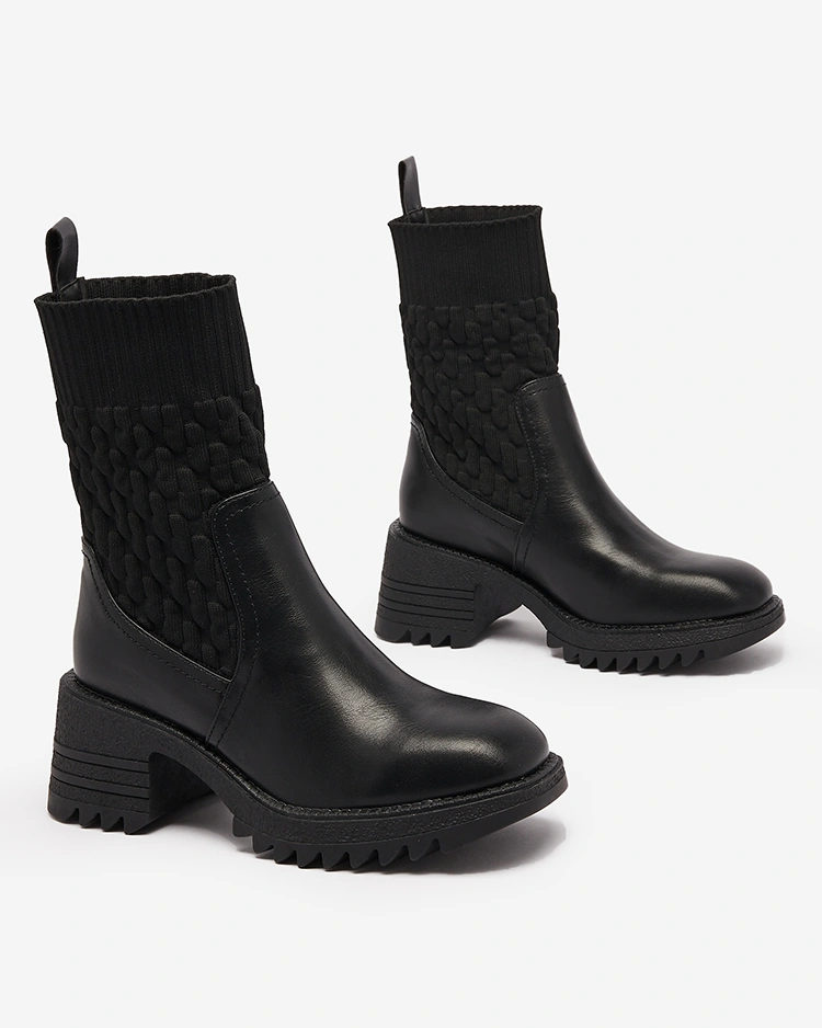 Royalfashion Черни дамски ботуши Acigog с плосък ток