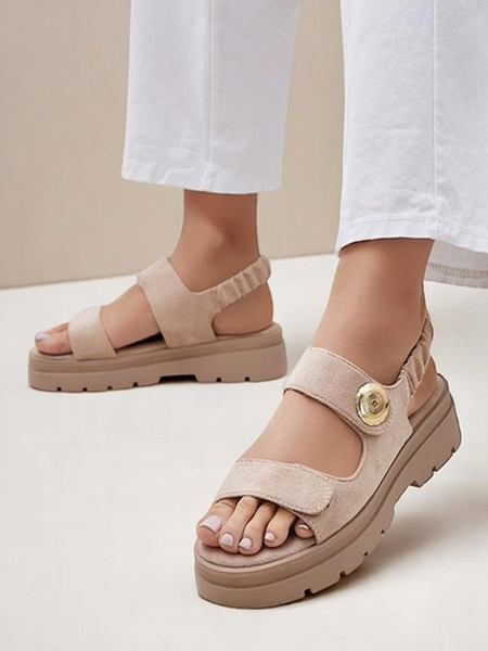 Дамски бежови сандали Royalfashion Callista на платформа от велур