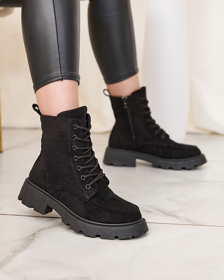 Royalfashion Черни дамски ботуши с дантела Oroccar