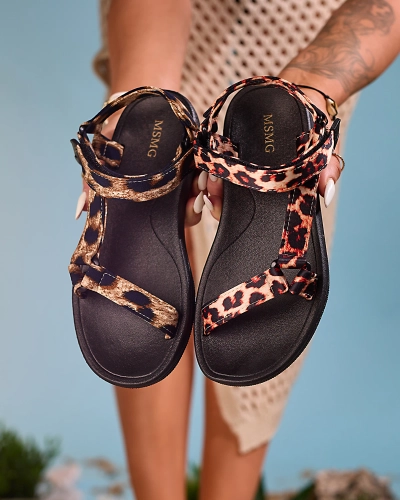 Royalfashion Бежови дамски сандали с леопардова шарка Leonno