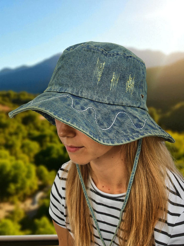 Дамска шапка Perseida – дънкова плажна шапка от полиестер