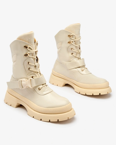 Royalfashion Дамски ботуши с лак в бежово Setogy