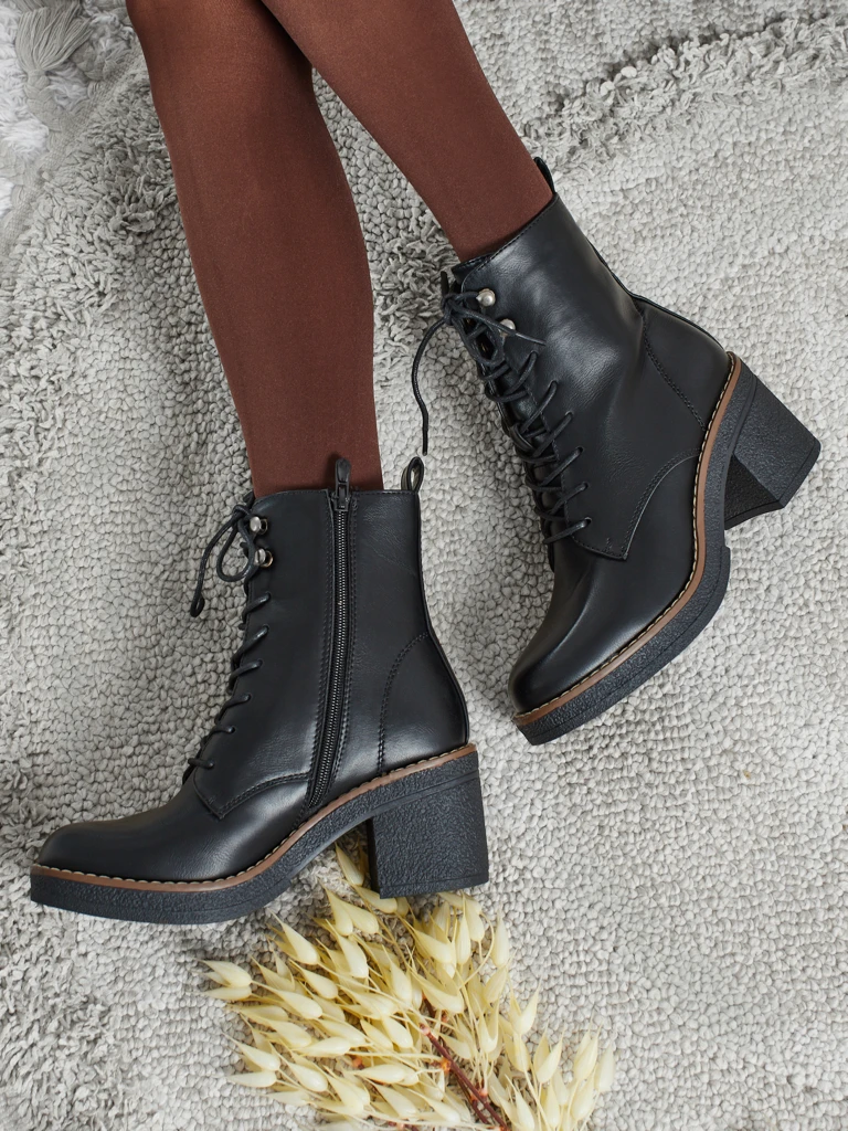 Дамски боти на ток от еко кожа Zeltra