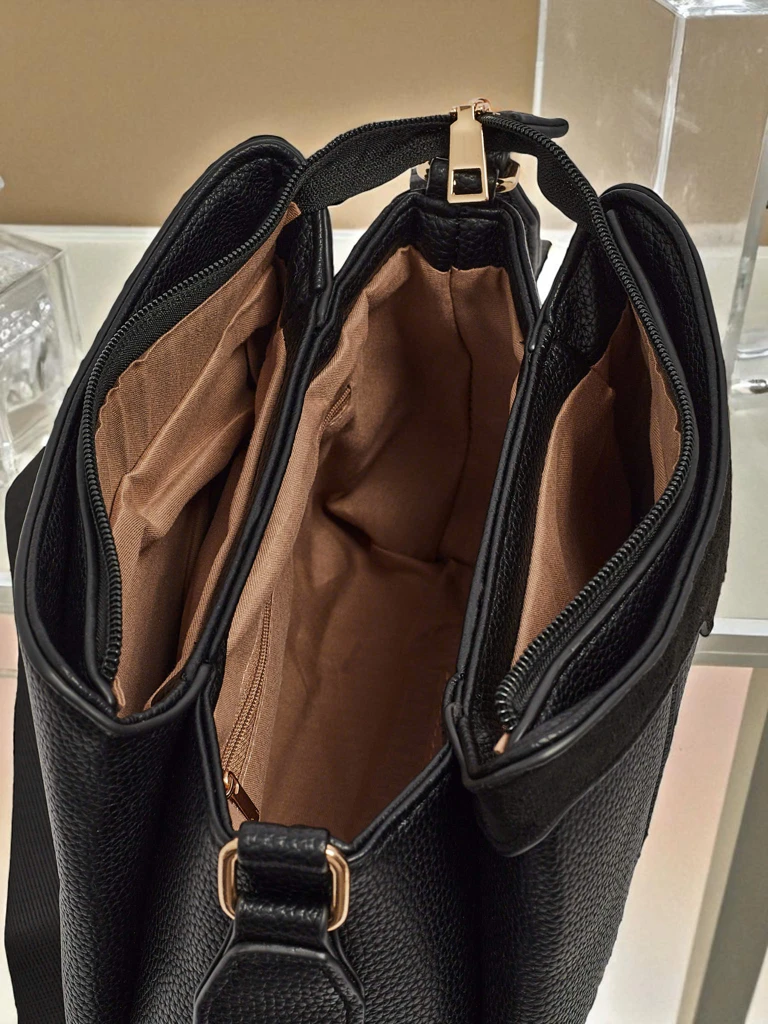 Малка дамска чанта от еко кожа Novaria