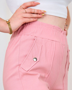 Светло розово || розово