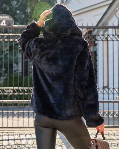 Royalfashion Черно дамско яке с имитация на кожа