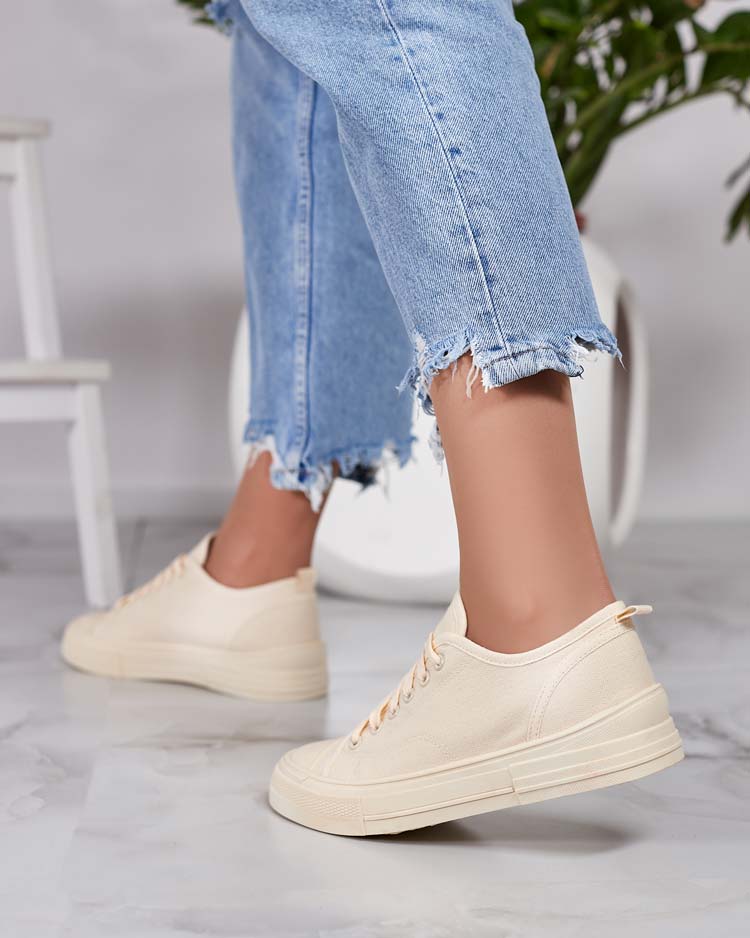 Royalfashion Дамски класически маратонки с връзки Seleas