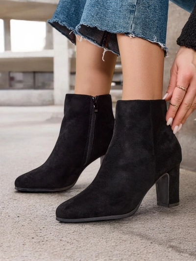 Резултати намерени за Royalfashion Дамски обувки на токче Wierod