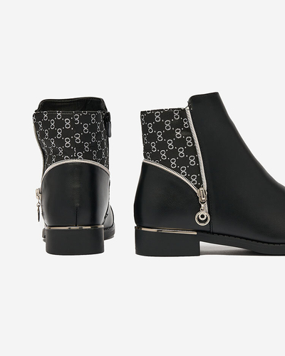 Royalfashion Черни дамски ботуши a'la sztyblety Orlaa