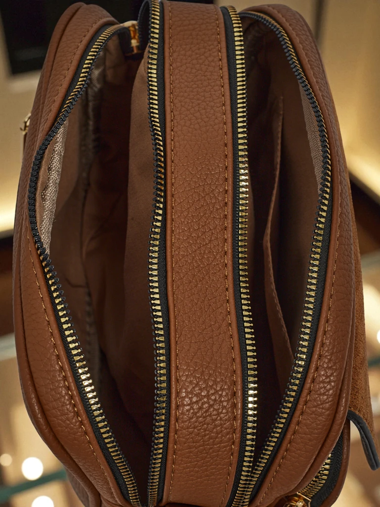 Малка дамска чанта от еко кожа Avenne