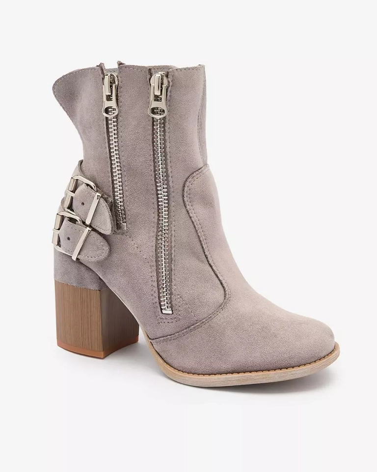 Royalfashion Дамски сиви ботуши с декорация Feirrgo