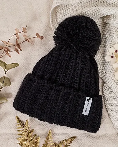 Шапка за жени от Royalfashion с пухче