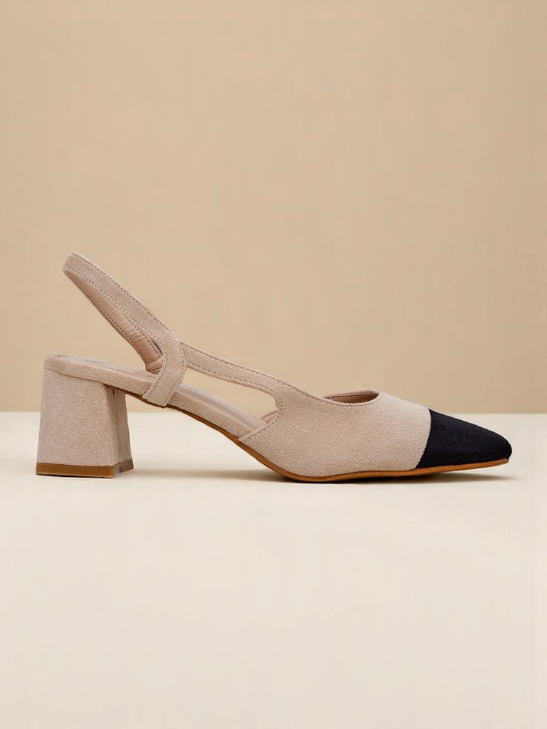 Royalfashion Дамски обувки на нисък ток с декоративен нос Eleganzo