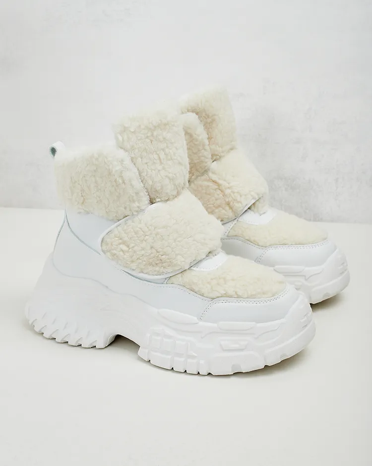 Royalfashion Дамски ботуши за сняг с овча кожа Segulla