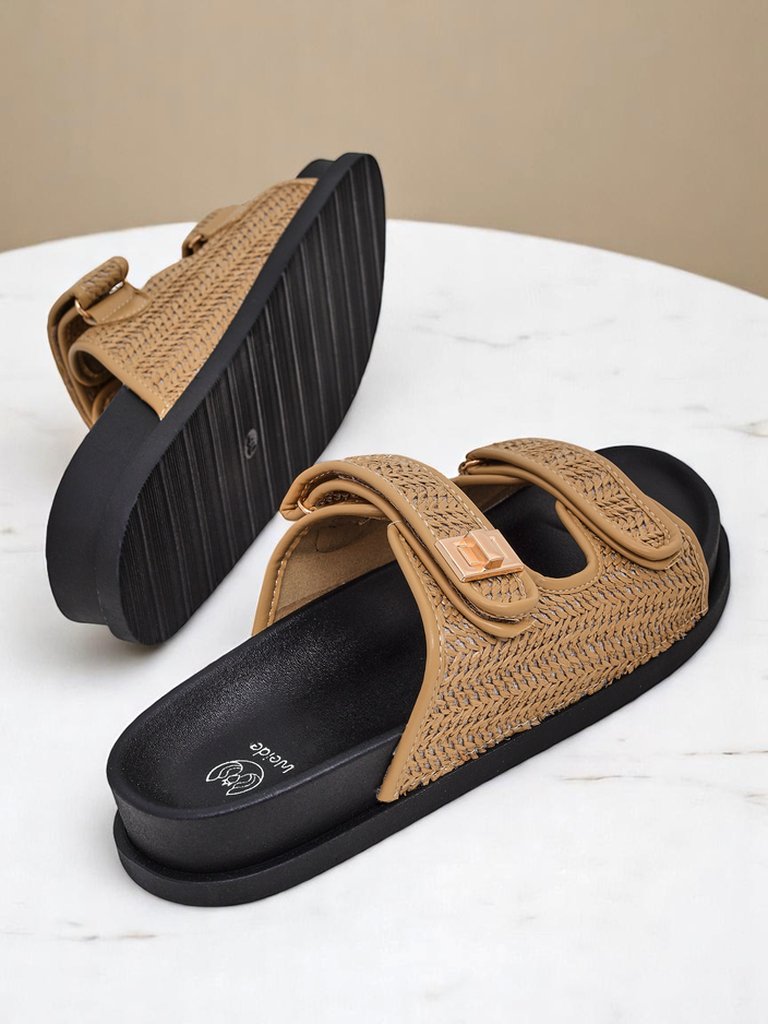 Royalfashion Дамски чехли с плитка Delibeli