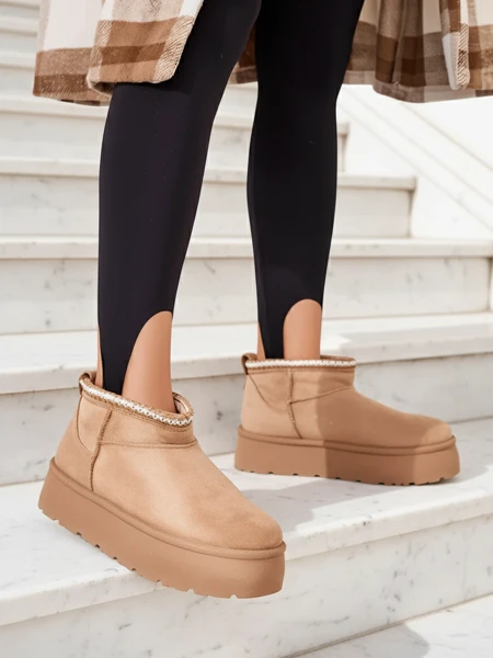 Royalfashion Дамски къси ботуши a'la snow boots Xoalla