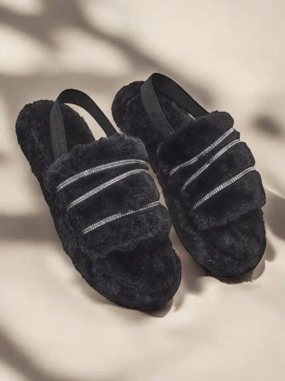 Royalfashion Женски кожени пантофи с камъни Ferrems