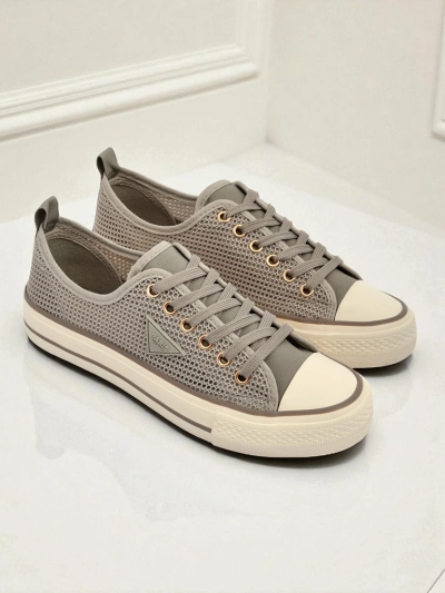 Royalfashion дамски перфорирани кецове Rebbse