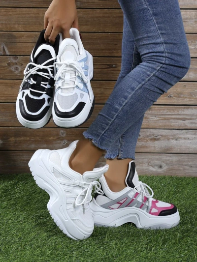 Спортни маратонки Royalfashion за жени на по-дебела подметка Loness