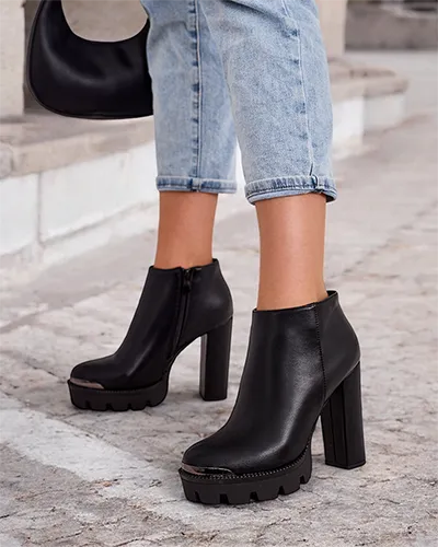 Royalfashion Дамски ботуши на ток Oveneb