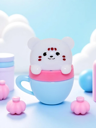 Детски балсам за устни с мече в чаша — овлажнява и регенерира