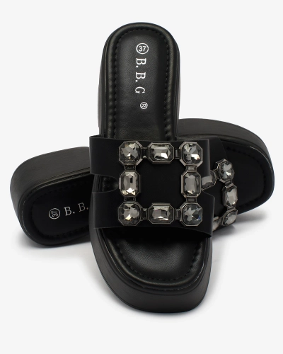 Royalfashion Черни дамски джапанки с украса и масивна подметка Norixi