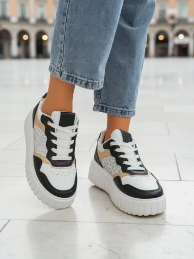 Дамски сникърси Royalfashion Callista платформа черни еко кожа размер 40