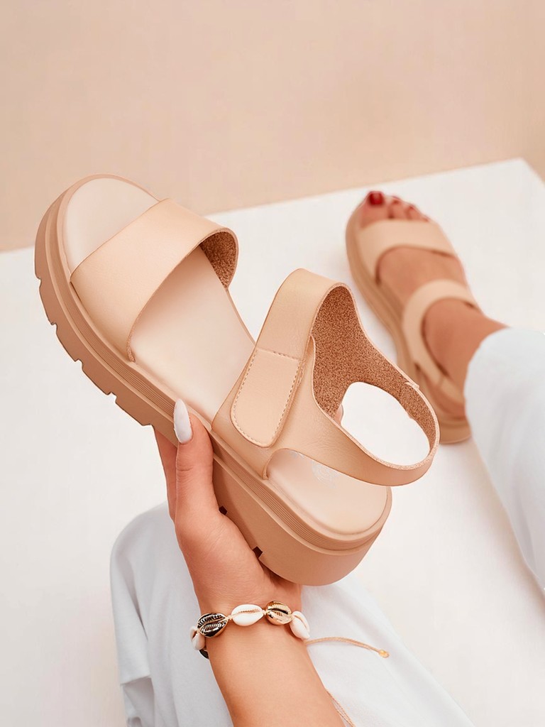 Royalfashion Дамски сандали с по-дебела подметка Otvanna