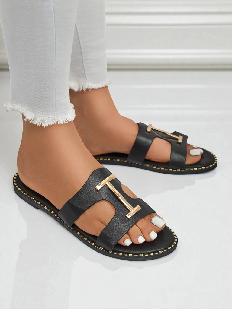 Royalfashion Дамски равни сандали Maya Louise