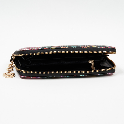 Duży czarny damski portfel z kwiecistym wzorem - Akcesoria