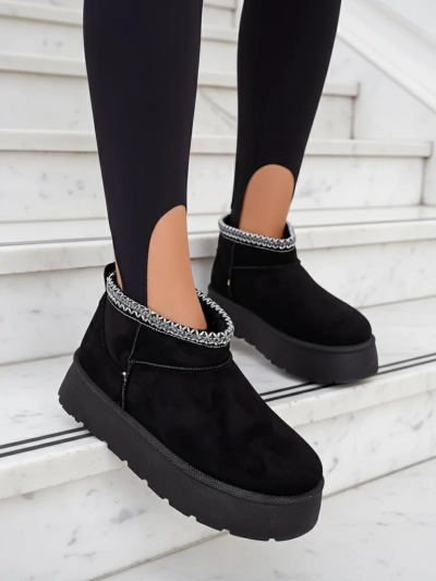 Royalfashion Дамски къси ботуши a'la snow boots Xoalla