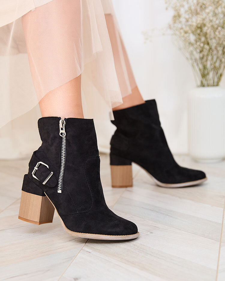 Royalfashion Черни дамски ботуши на токчета от екокожа Acimra