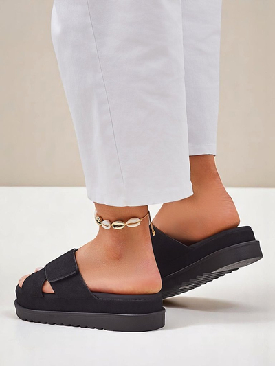 Royalfashion Дамски равни сандали Evre