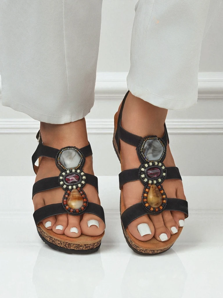 Royalfashion Дамски сандали на платформа с камъни Grace Shine