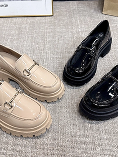 Royalfashion Женски лачени мокасини Adelio