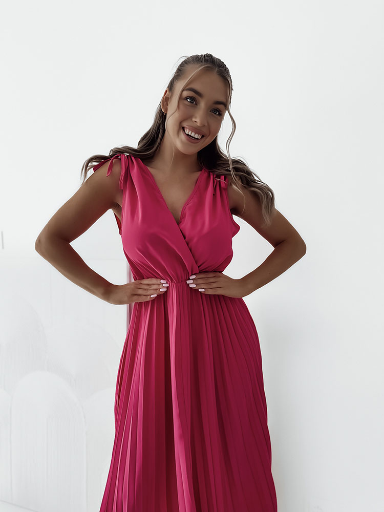 Royalfashion Дамска плисирана миди рокля