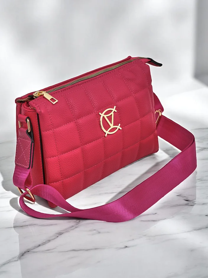 Чантичка за жени в стил плик Royalfashion с квафина предна част