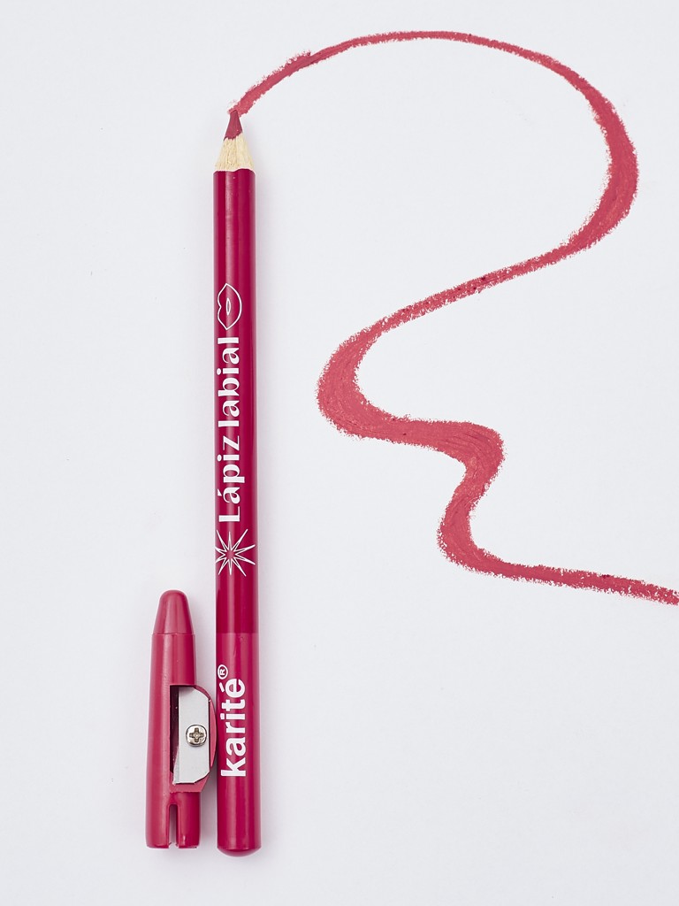 Устна молив с острилка в нюанс Peachy Rose