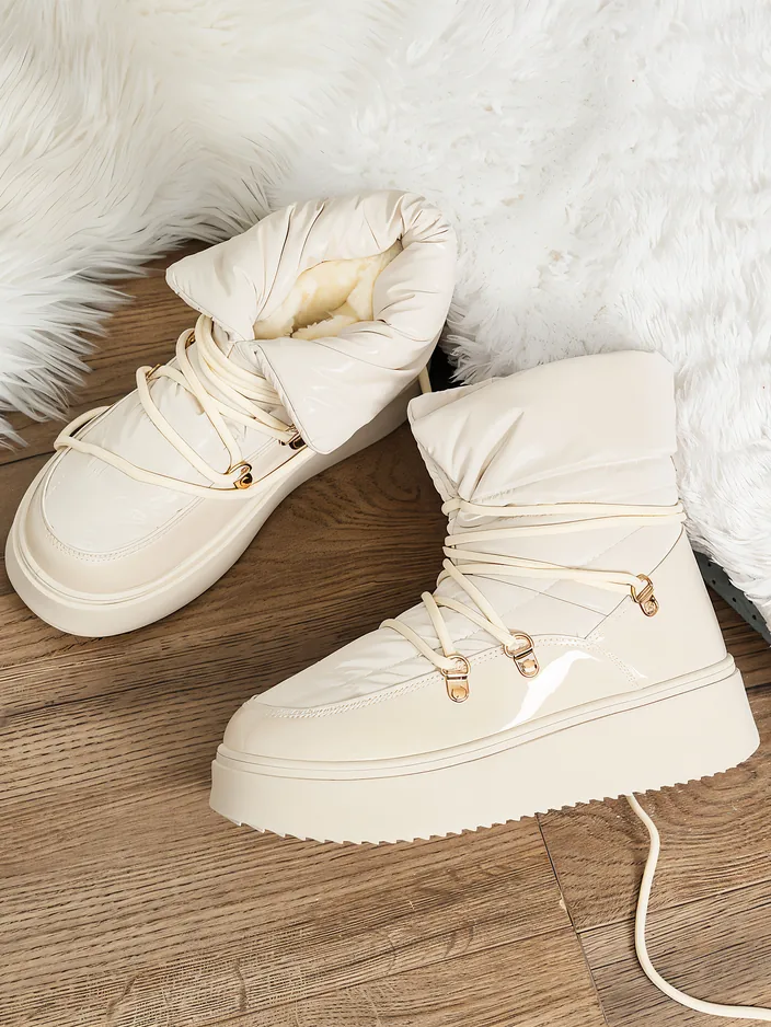 Royalfashion Дамски ботуши за сняг с приплъзване в кремав цвят Dabenda